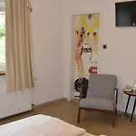 Grüner Heinrich - Bett&frühstück Frühstückspension Oberaichwald (Carinthia)