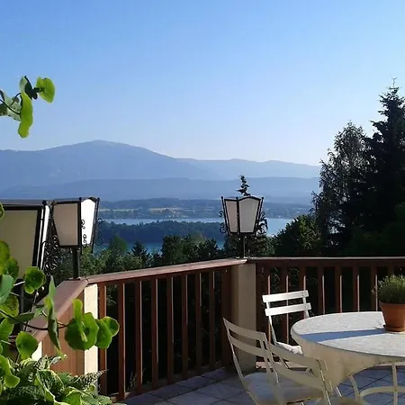 Gruener Heinrich - Bett&fruehstueck 3*