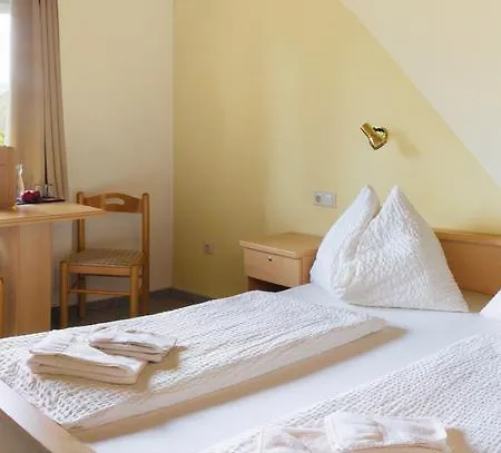 Bed & Breakfast Gruner Heinrich - Bett&fruhstuck 3*
