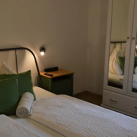 Gruner Heinrich - Bett&fruhstuck 3*