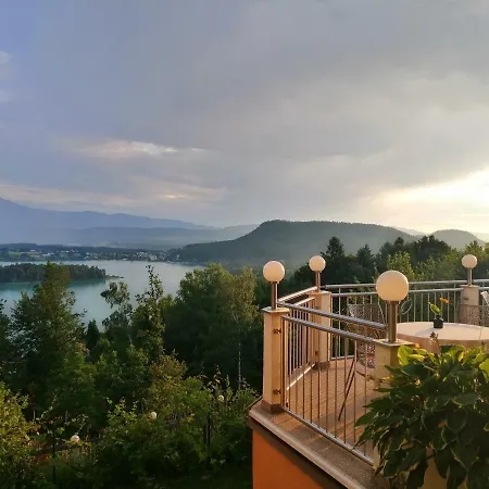 Gruener Heinrich - Bett&fruehstueck