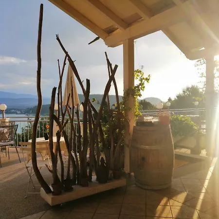 Frühstückspension Grüner Heinrich - Bett&frühstück Oberaichwald (Carinthia)