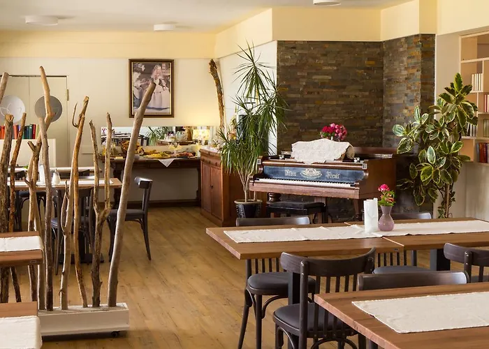 Bed & Breakfast Gruener Heinrich - Bett&Fruehstueck